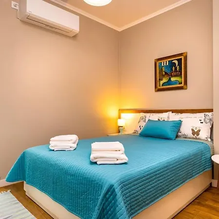 Old Town Melina House Holiday home *